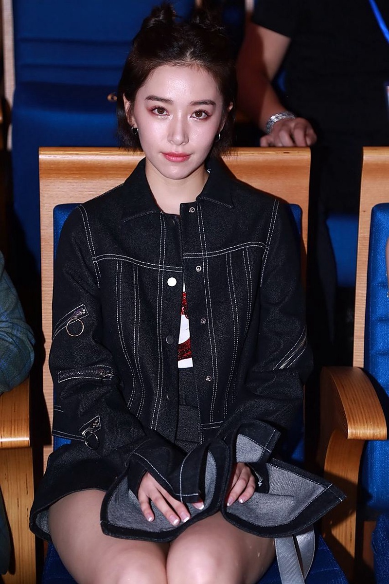 阚清子